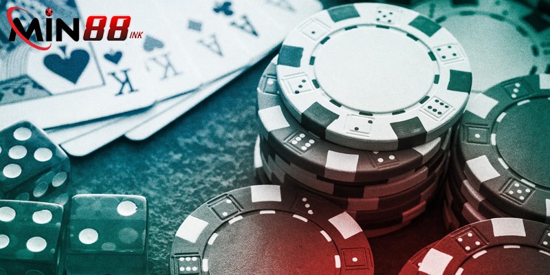 Cách phân định người thắng dựa trên hệ thống bài Poker